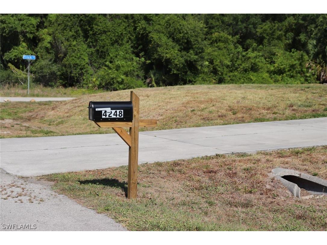 4244 E 24th Street Alva FL 33920 221040222 image4