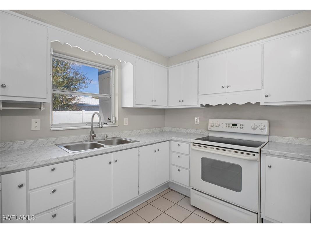 4244 Ellen Avenue Fort Myers FL 33901 226003996 image11
