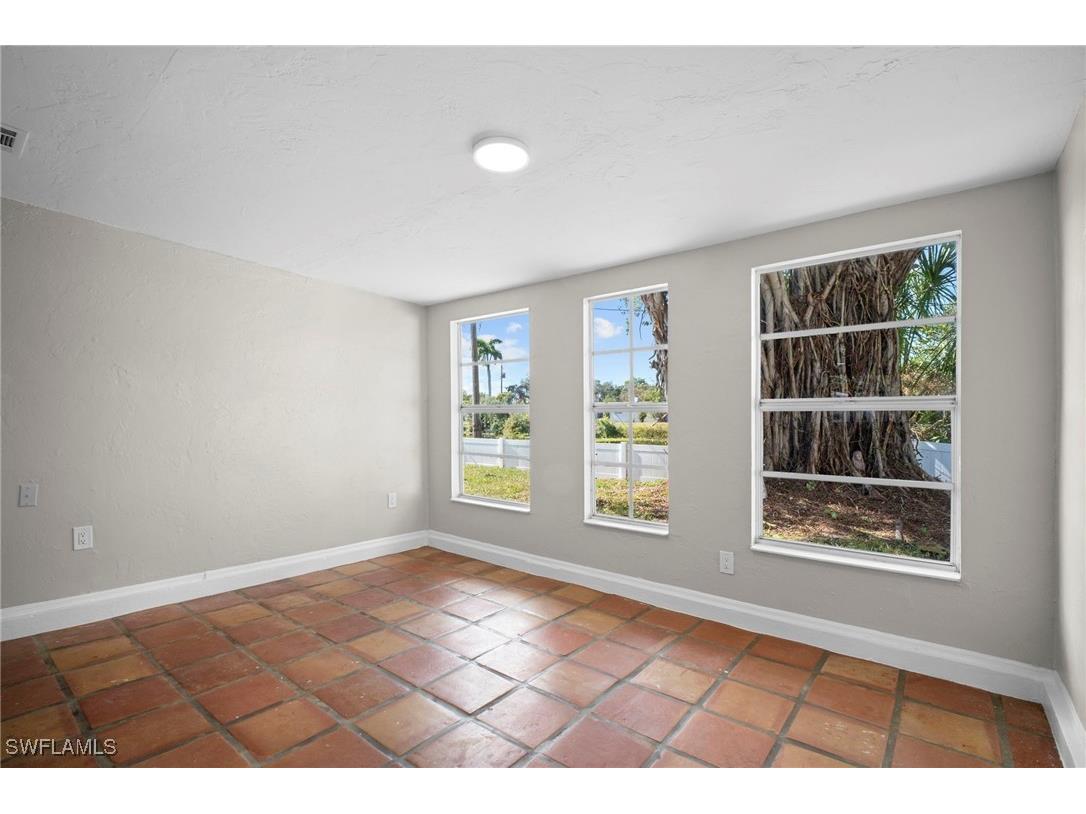 4244 Ellen Avenue Fort Myers FL 33901 226003996 image17