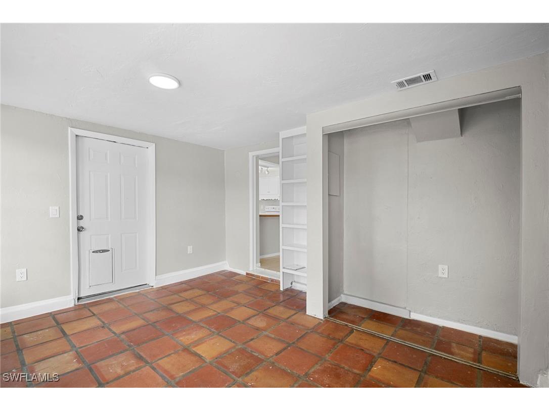 4244 Ellen Avenue Fort Myers FL 33901 226003996 image18