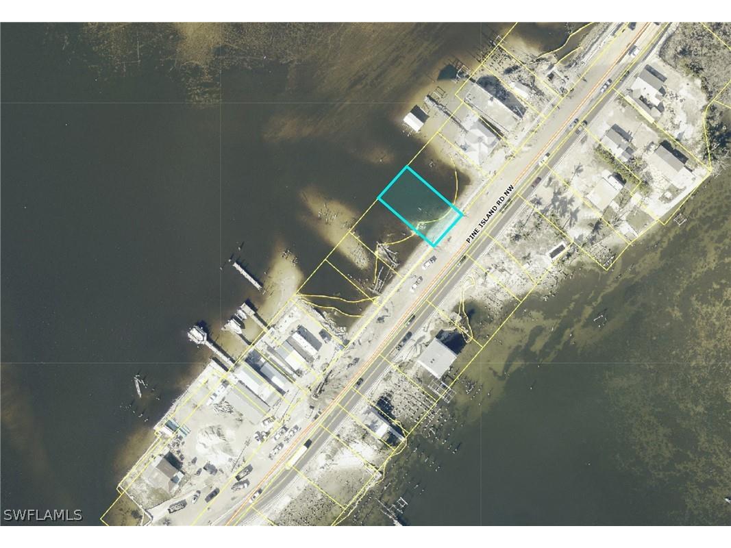 4244 Pine Island Road NW Matlacha FL 33993 224056920 image1