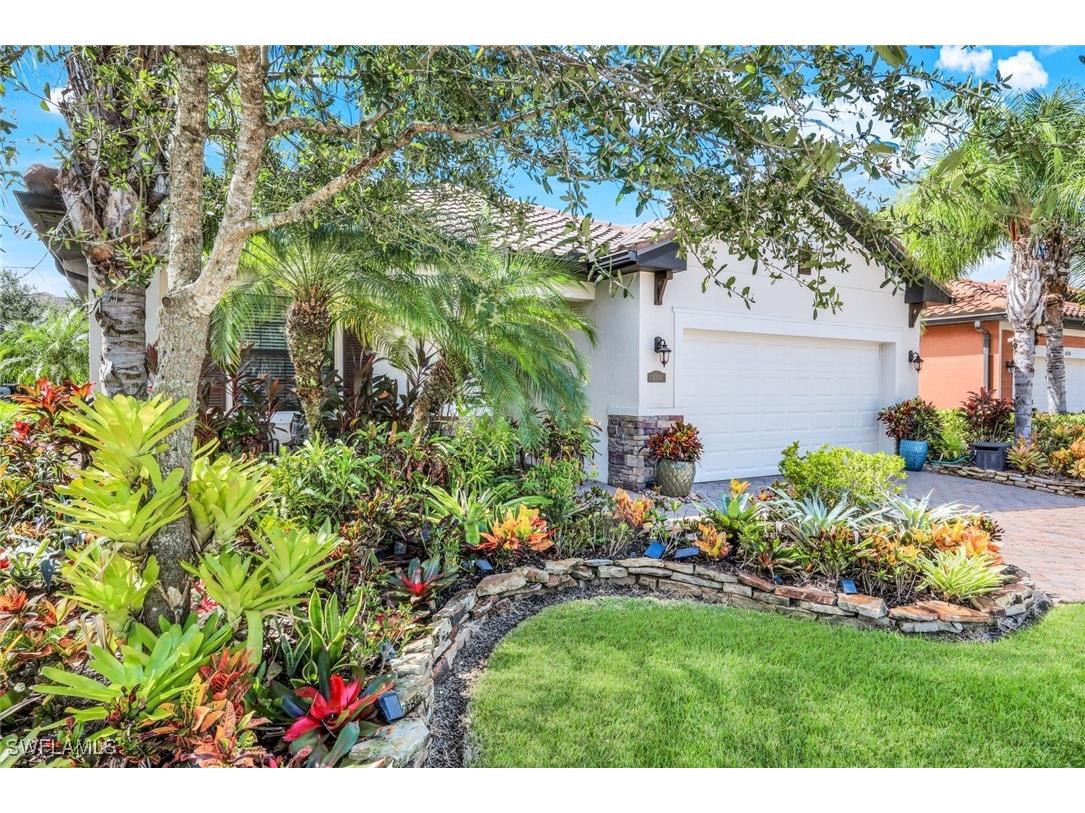 4244 Raffia Palm Circle Naples FL 34119 225072582 image1