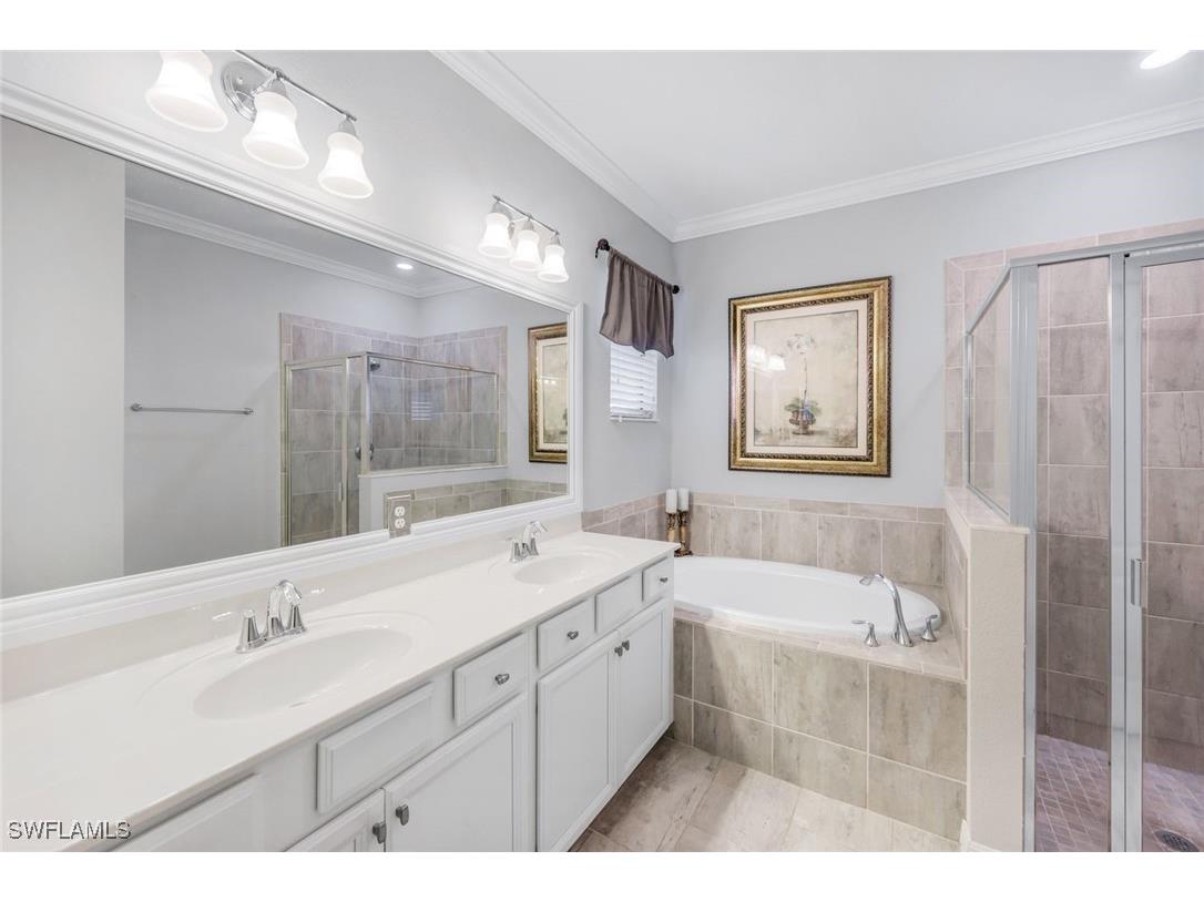 4244 Raffia Palm Circle Naples FL 34119 225072582 image19