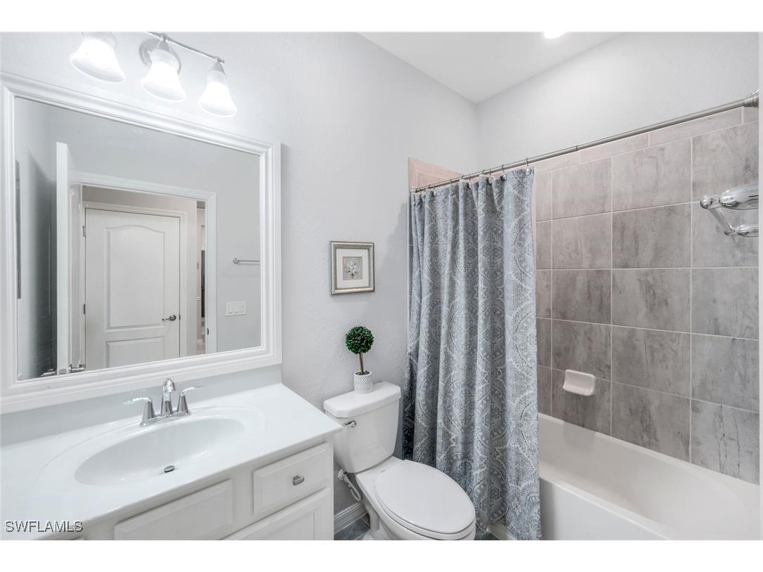 4244 Raffia Palm Circle Naples FL 34119 225072582 image24