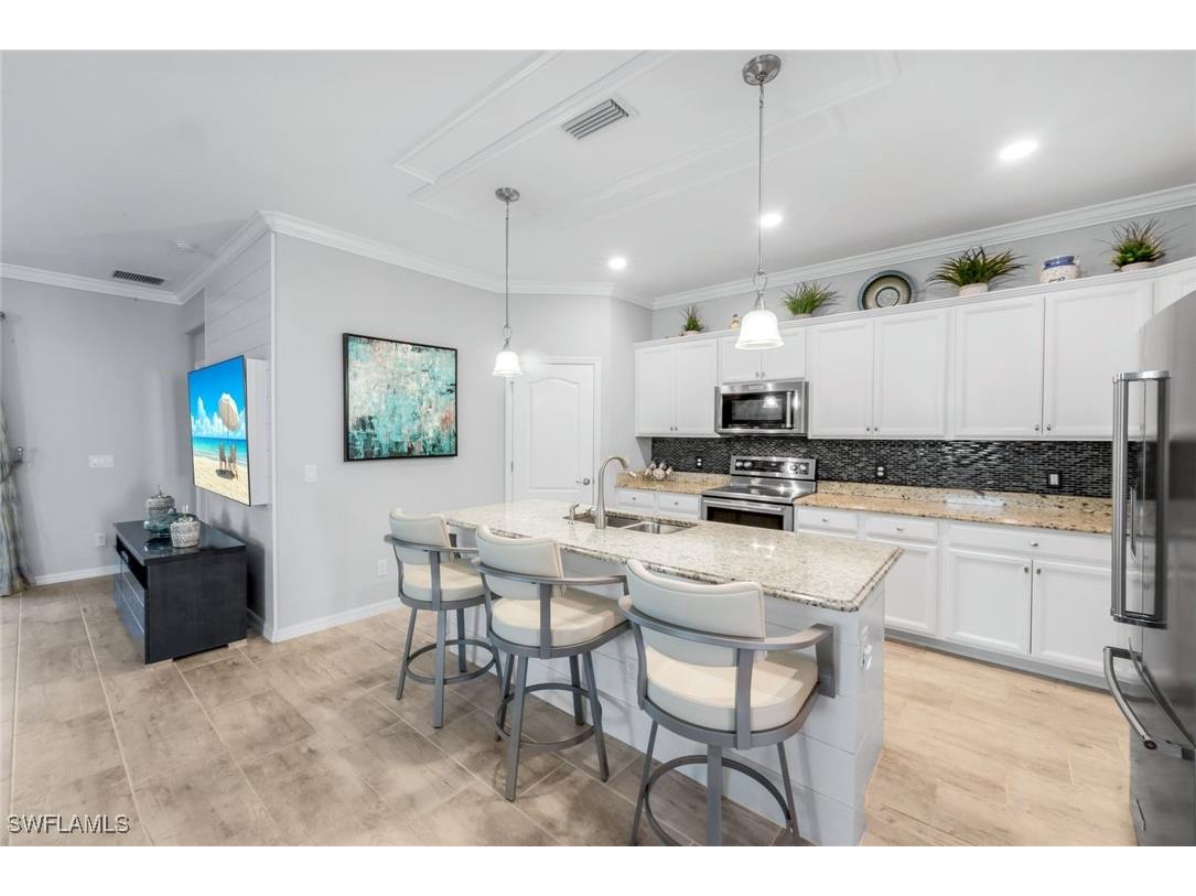 4244 Raffia Palm Circle Naples FL 34119 225072582 image7