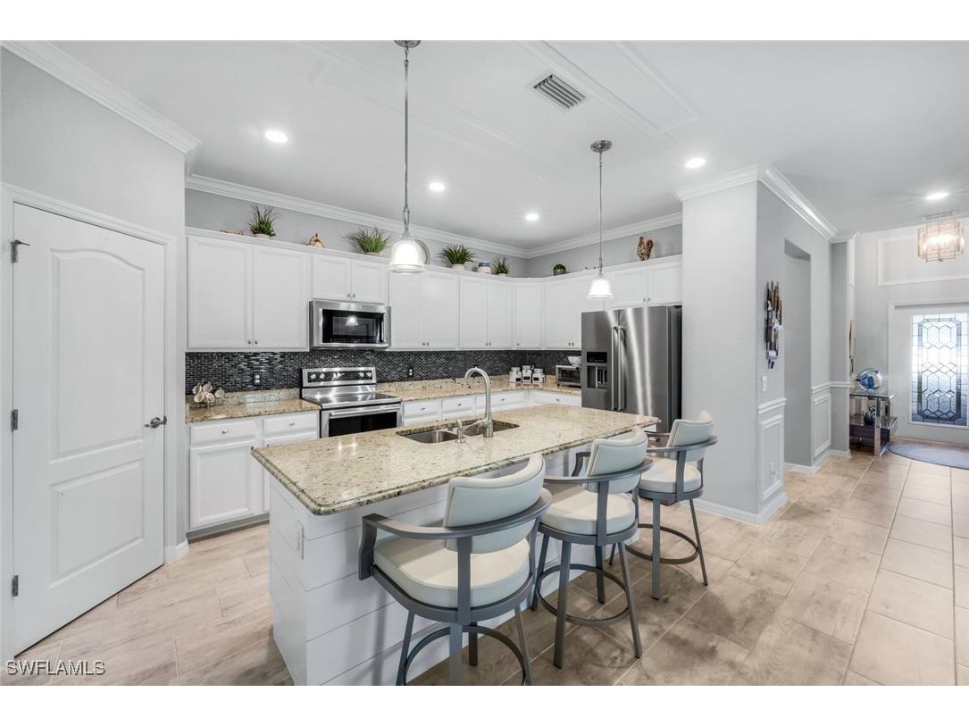 4244 Raffia Palm Circle Naples FL 34119 225072582 image8