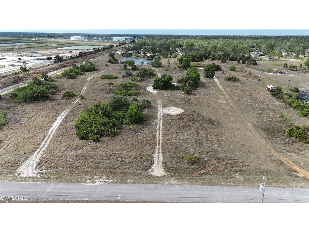 4245 20th Street NE Naples FL 34120 224101709 image1