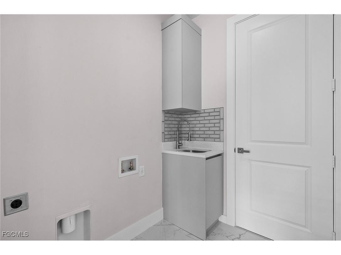 4245 60th Avenue NE Naples FL 34120 2025013157 image10