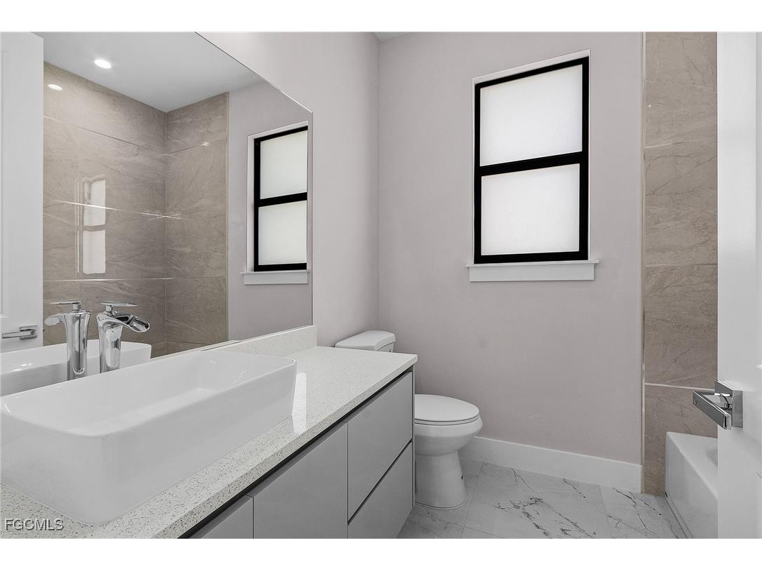 4245 60th Avenue NE Naples FL 34120 2025013157 image14