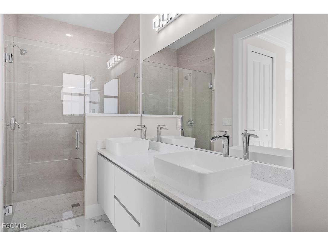 4245 60th Avenue NE Naples FL 34120 2025013157 image20