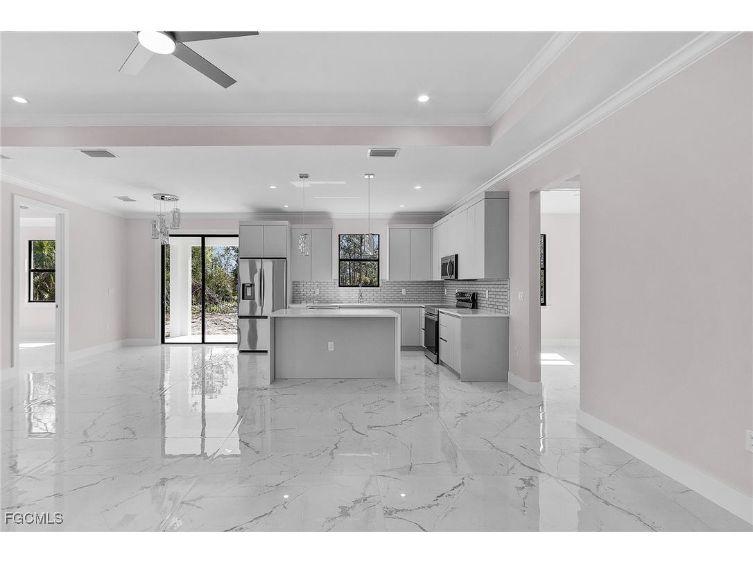 4245 60th Avenue NE Naples FL 34120 2025013157 image5