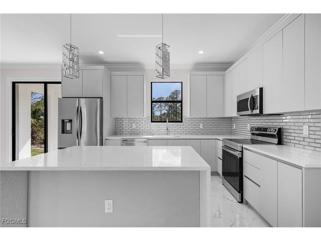 4245 60th Avenue NE Naples FL 34120 2025013157 image7