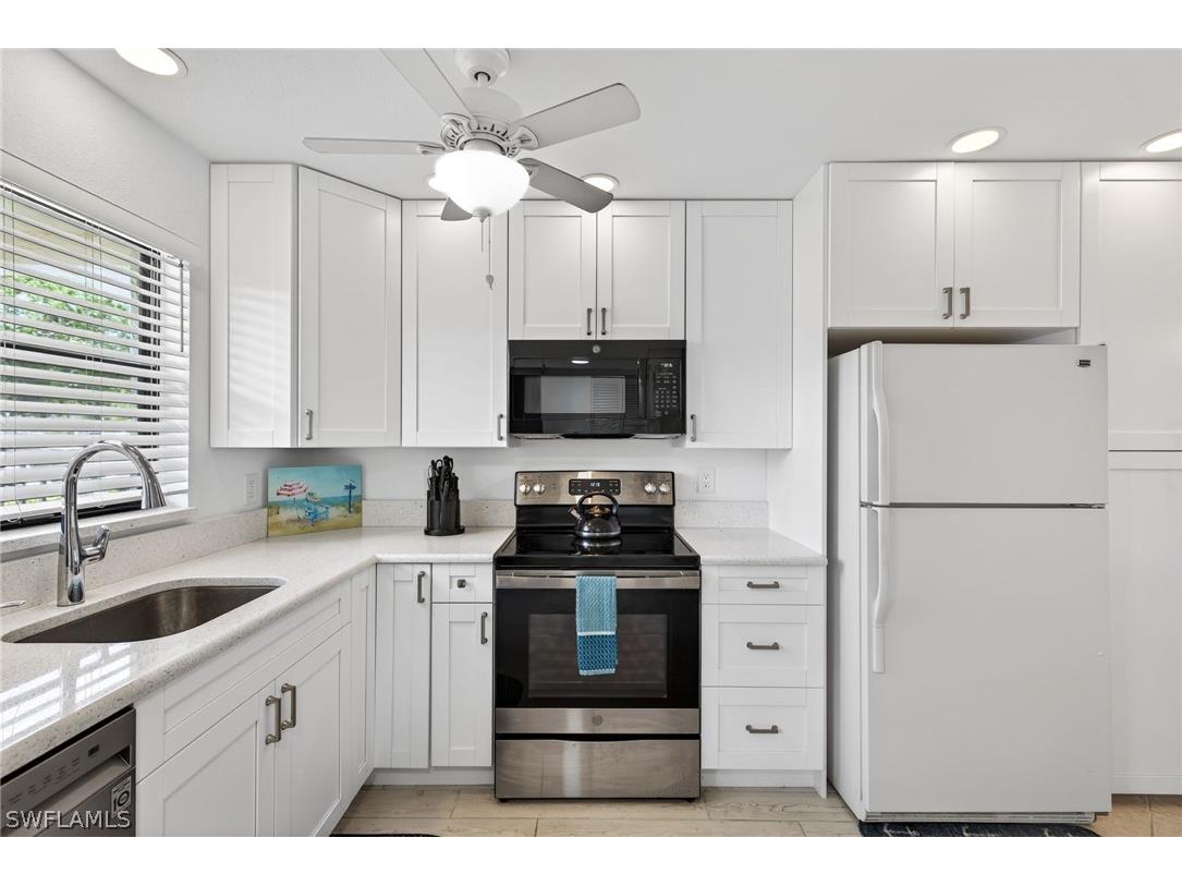 4246 27th Court SW #104 Naples FL 34116 226012000 image1