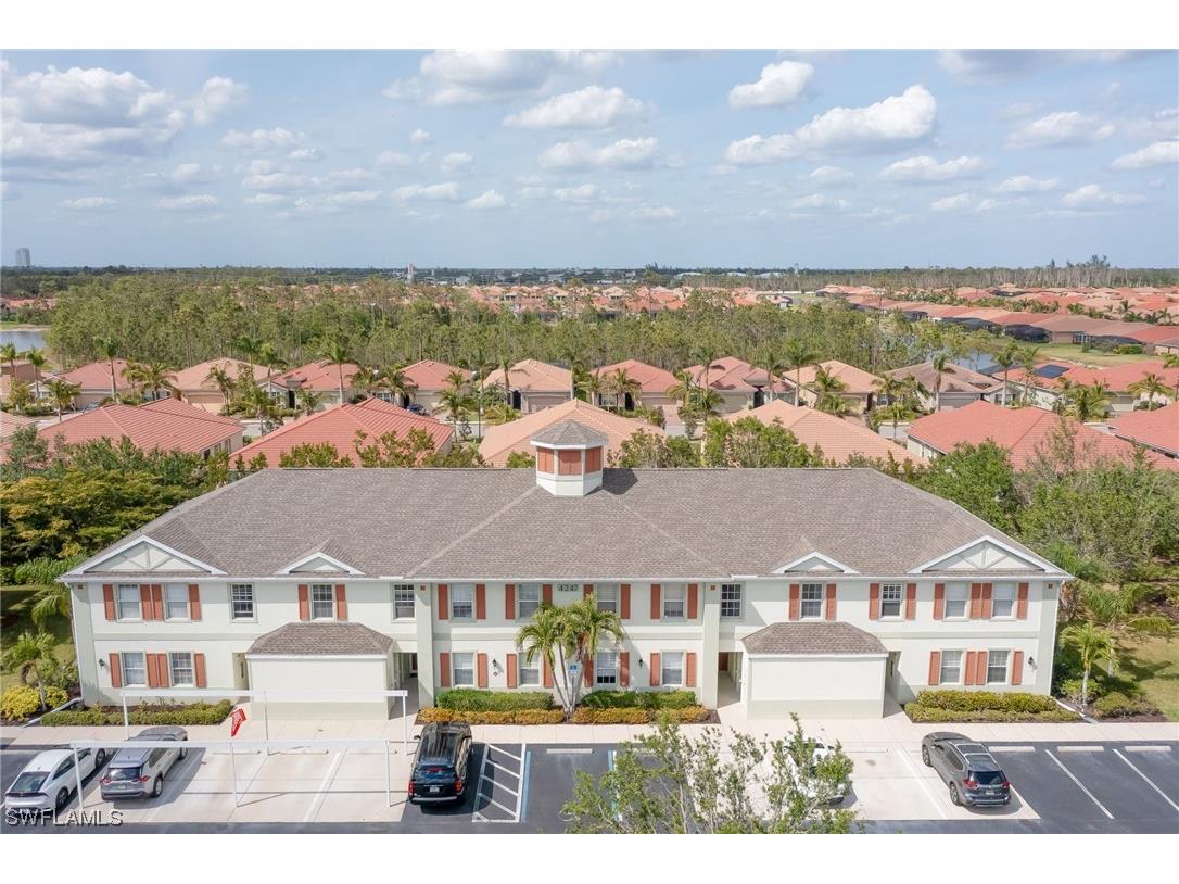 4247 Liron Avenue #101 Fort Myers FL 33916 223025718 image1