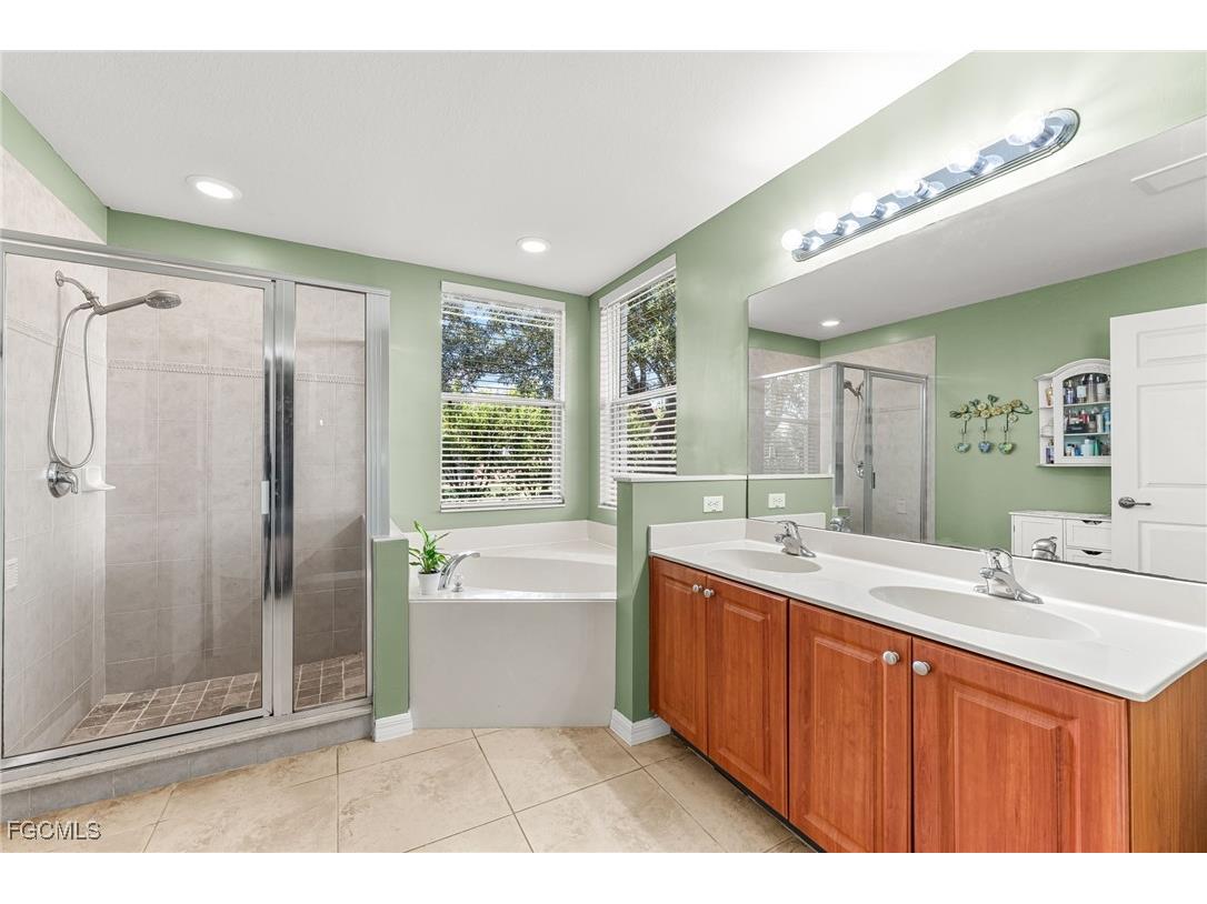 4247 Liron Avenue #104 Fort Myers FL 33916 2025008951 image16