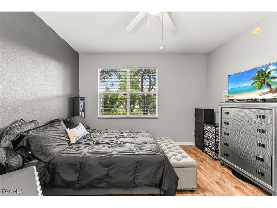 4247 Liron Avenue #104 Fort Myers FL 33916 2025008951 image18