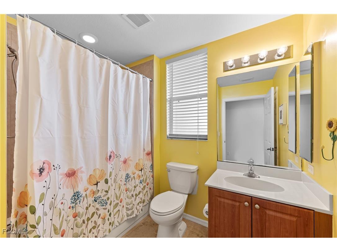 4247 Liron Avenue #104 Fort Myers FL 33916 2025008951 image21