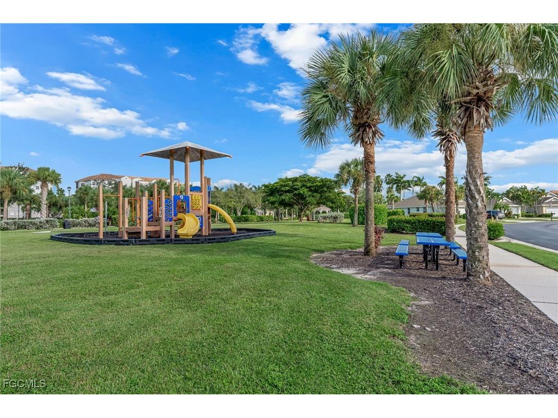 4247 Liron Avenue #104 Fort Myers FL 33916 2025008951 image30