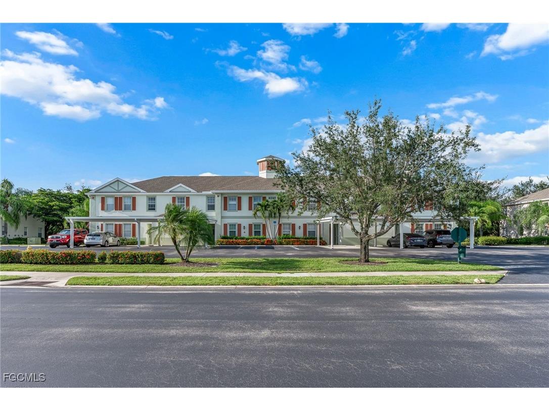 4247 Liron Avenue #104 Fort Myers FL 33916 2025008951 image32