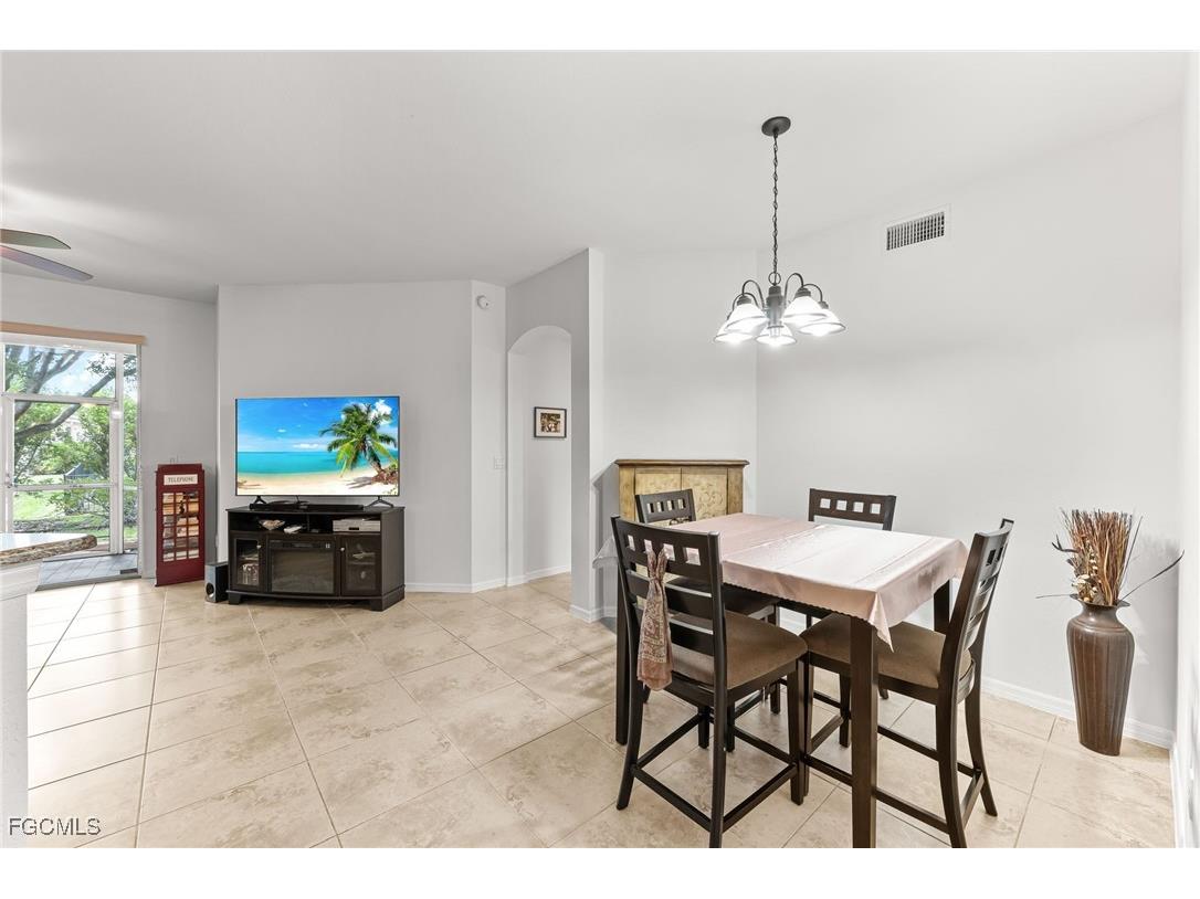 4247 Liron Avenue #104 Fort Myers FL 33916 2025008951 image9