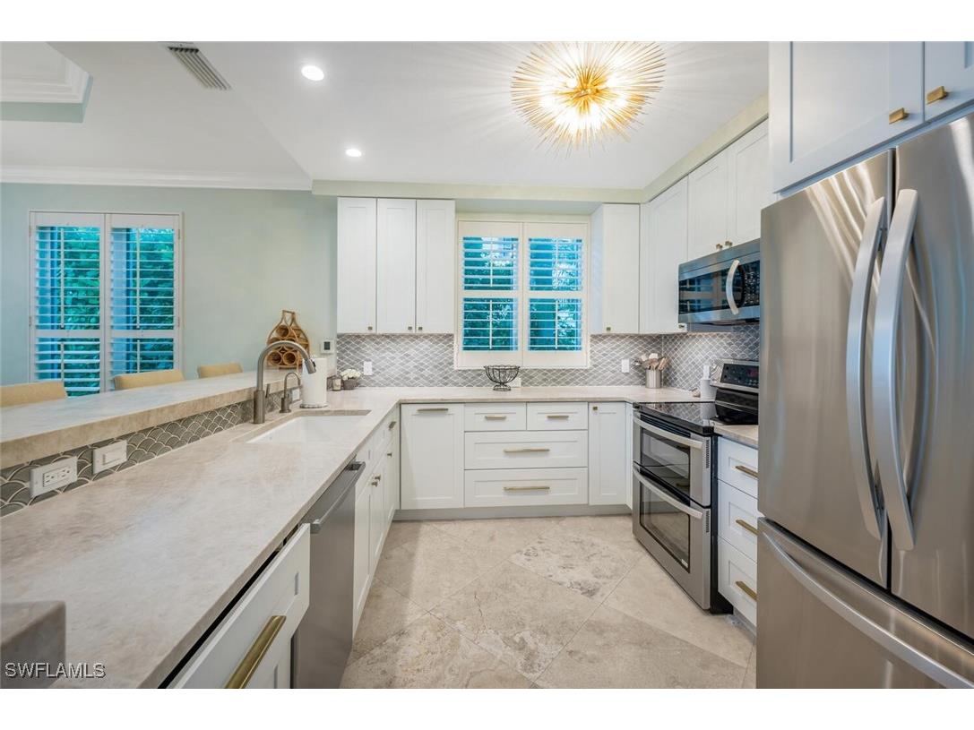 425 2nd Avenue S #A1 Naples FL 34102 225075098 image11