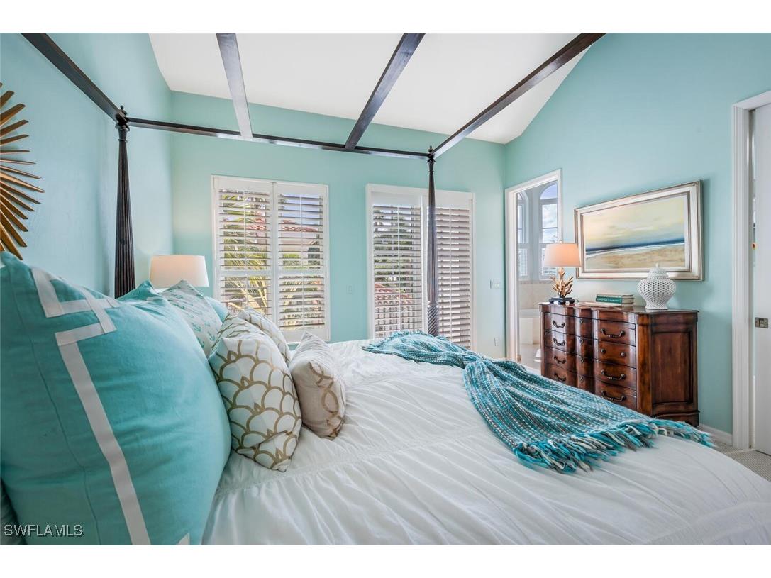 425 2nd Avenue S #A1 Naples FL 34102 225075098 image18