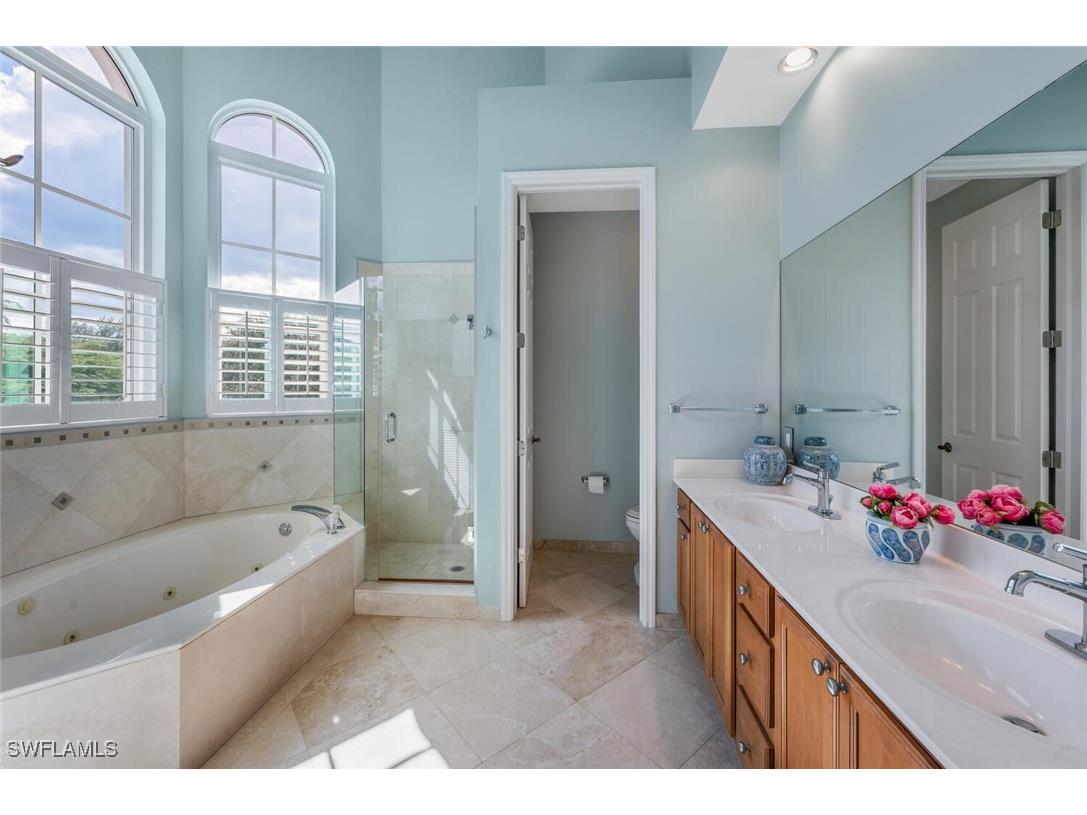 425 2nd Avenue S #A1 Naples FL 34102 225075098 image21