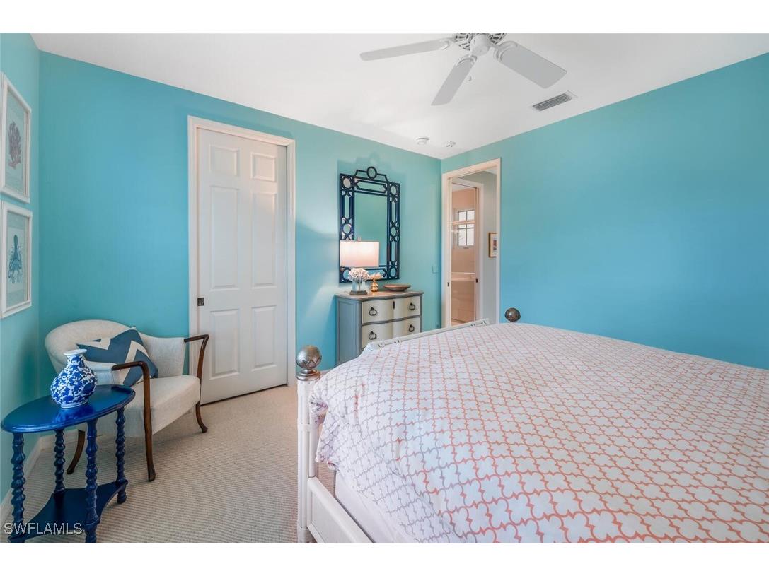 425 2nd Avenue S #A1 Naples FL 34102 225075098 image28