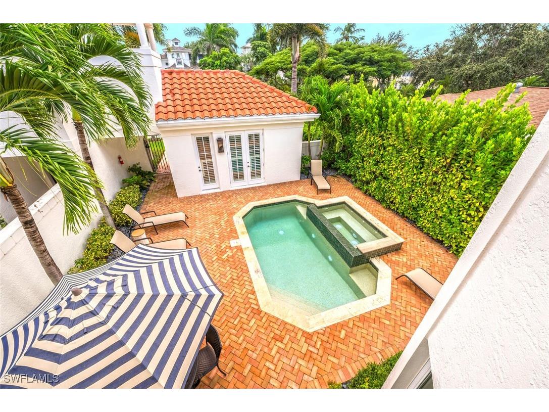 425 2nd Avenue S #A1 Naples FL 34102 225075098 image36