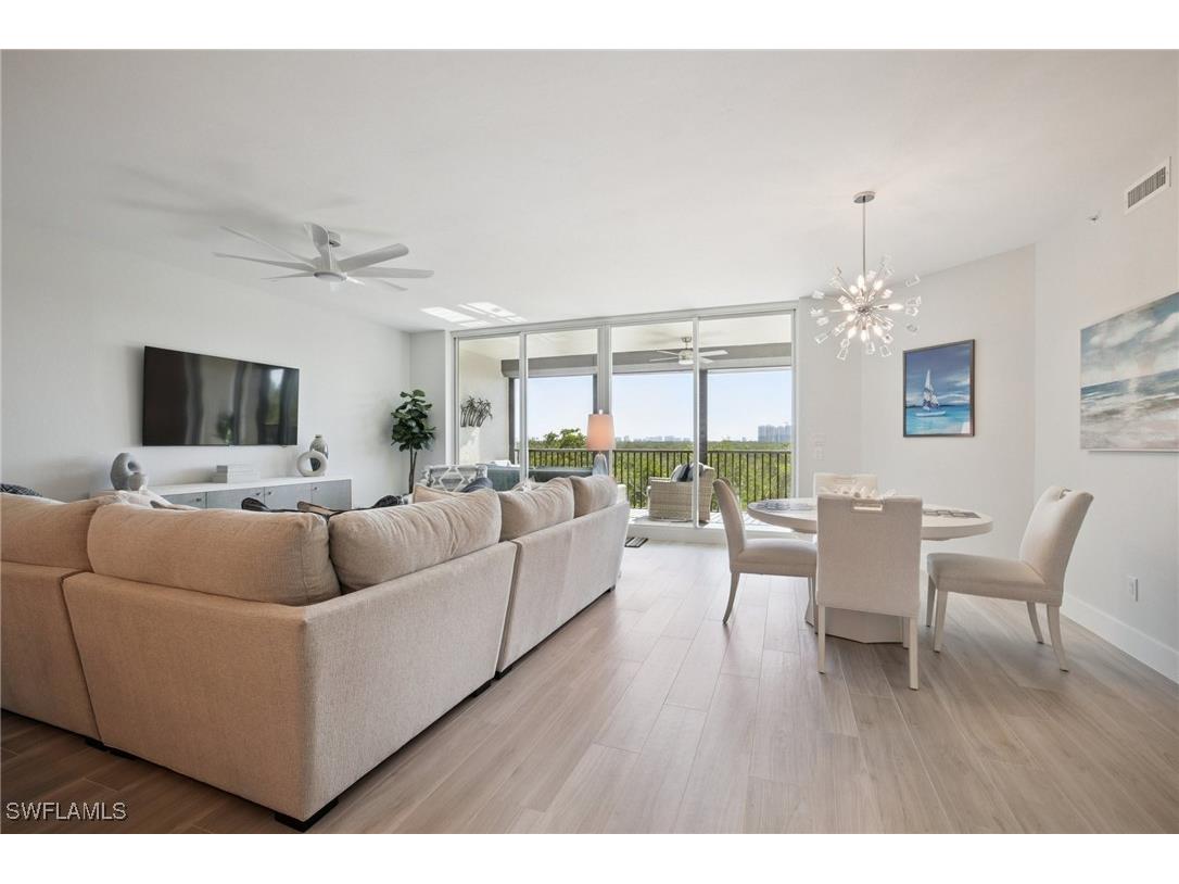 425 Cove Tower Drive #403 Naples FL 34110 225078950 image14