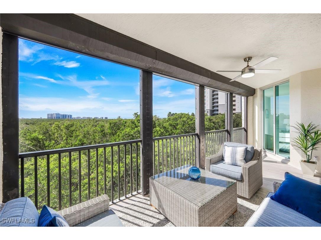 425 Cove Tower Drive #403 Naples FL 34110 225078950 image16