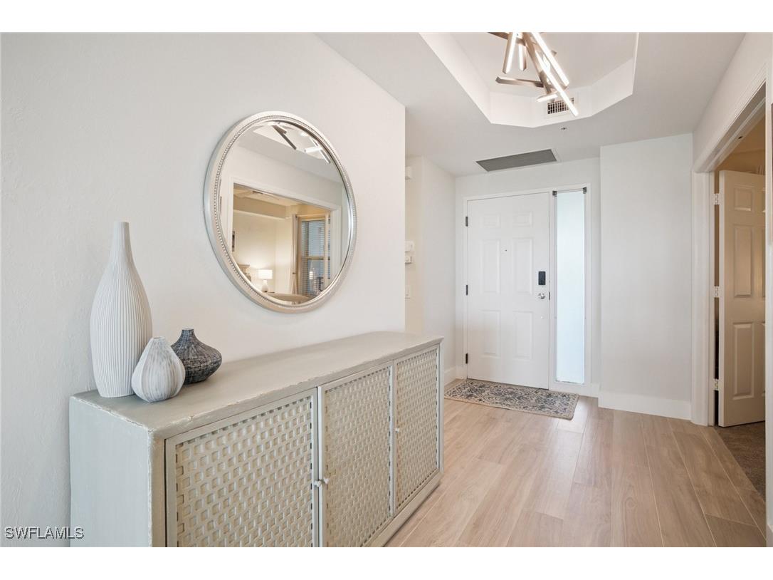 425 Cove Tower Drive #403 Naples FL 34110 225078950 image3