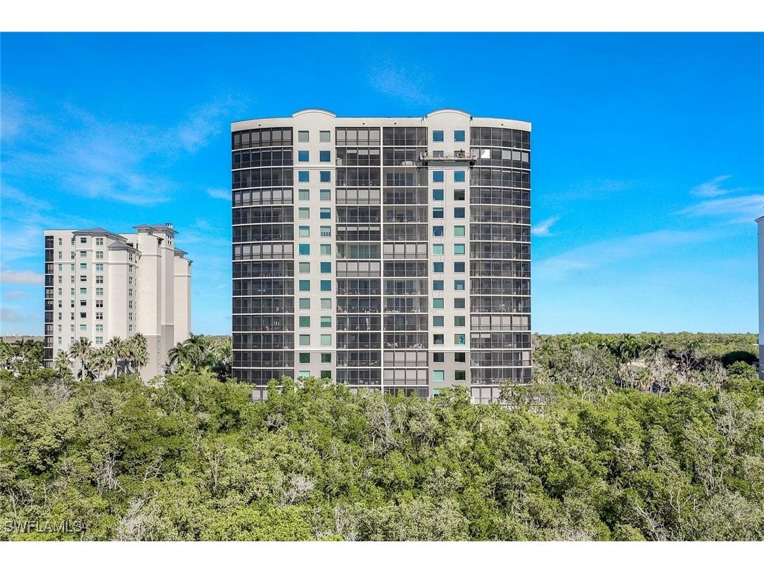 425 Cove Tower Drive #403 Naples FL 34110 225078950 image31