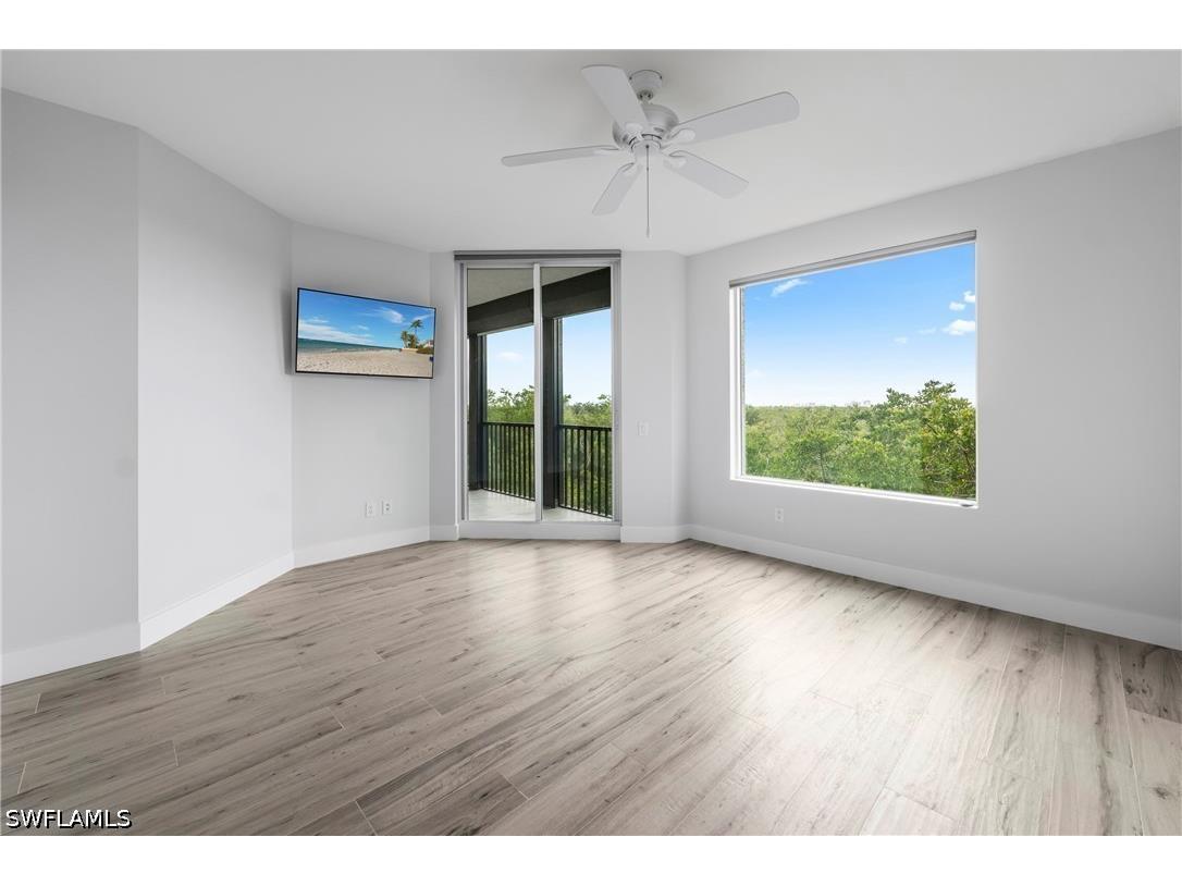 425 Cove Tower Drive #403 Naples FL 34110 226014924 image11