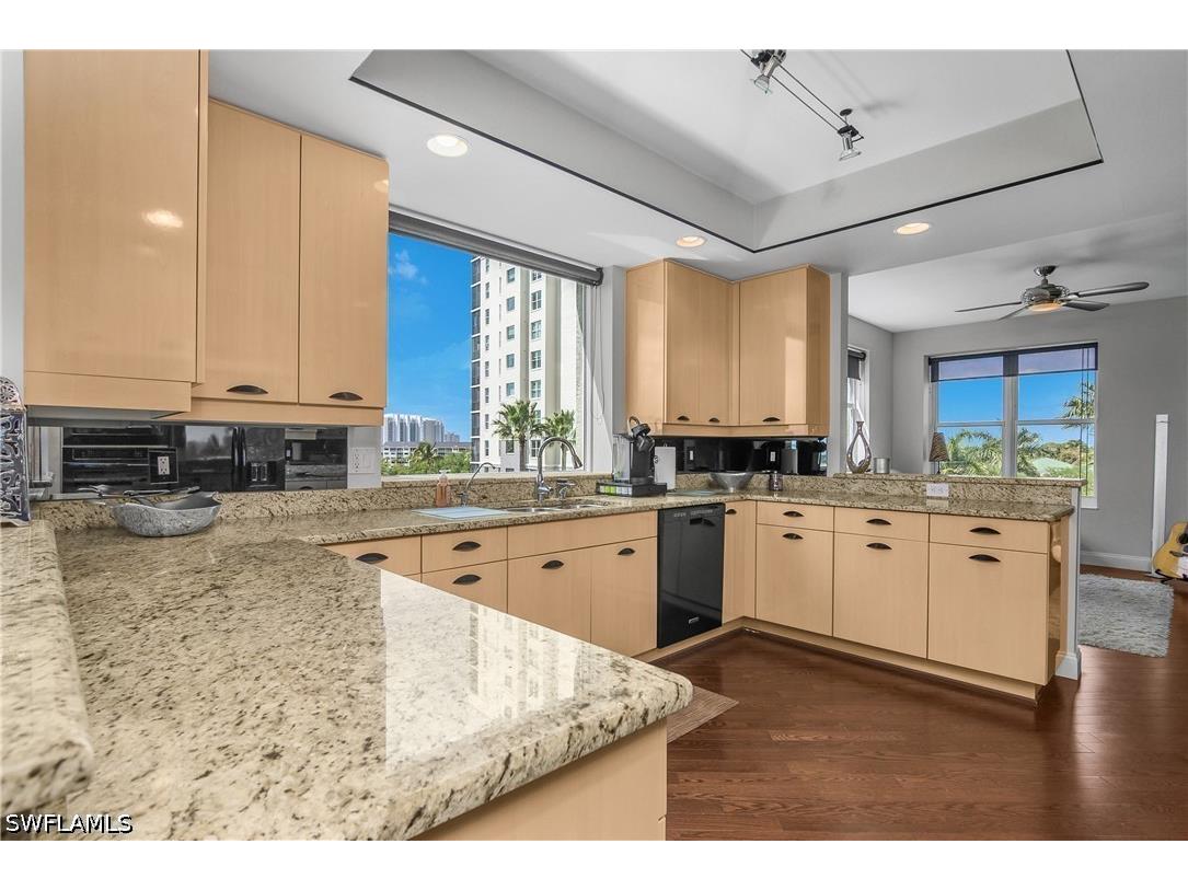 425 Cove Tower Drive #504 Naples FL 34110 226014103 image13