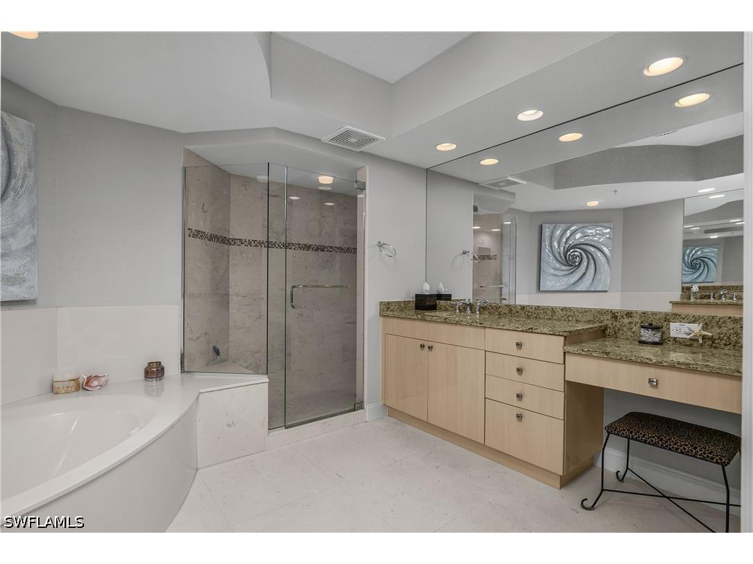 425 Cove Tower Drive #504 Naples FL 34110 226014103 image21