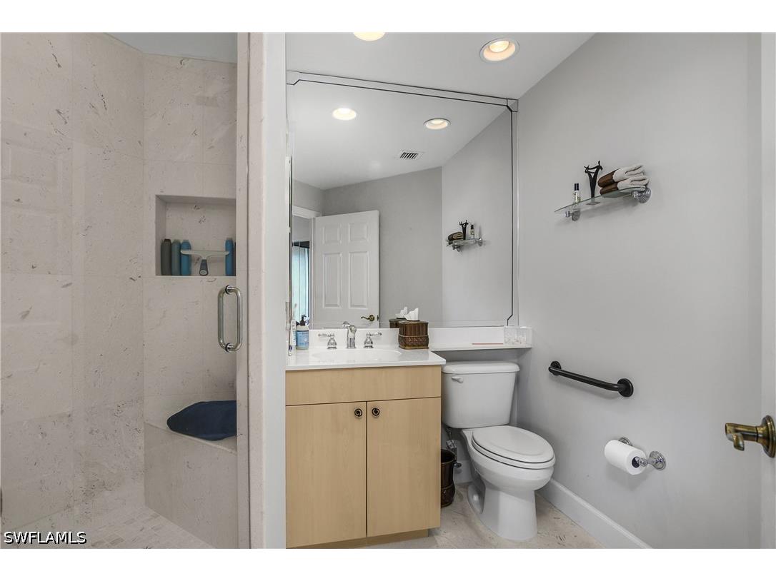 425 Cove Tower Drive #504 Naples FL 34110 226014103 image23