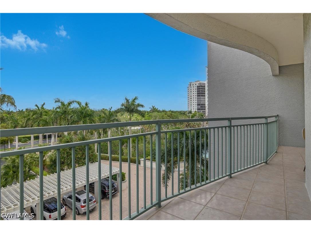 425 Cove Tower Drive #504 Naples FL 34110 226014103 image27