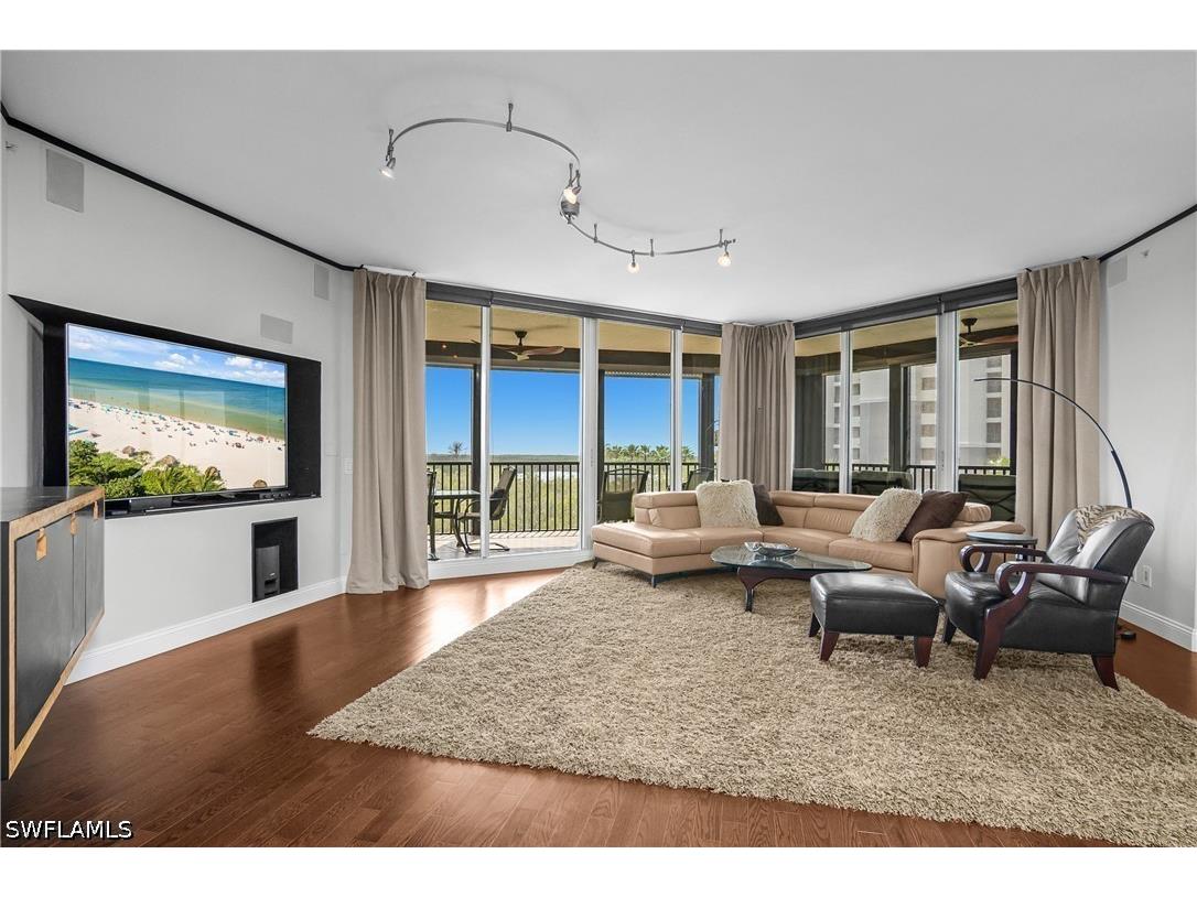 425 Cove Tower Drive #504 Naples FL 34110 226014103 image5