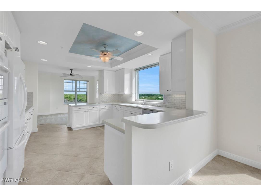425 Cove Tower Drive #701 Naples FL 34110 225076176 image12