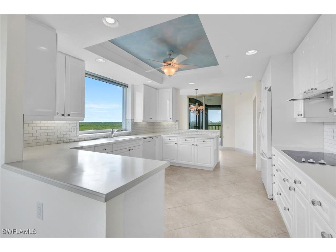 425 Cove Tower Drive #701 Naples FL 34110 225076176 image15