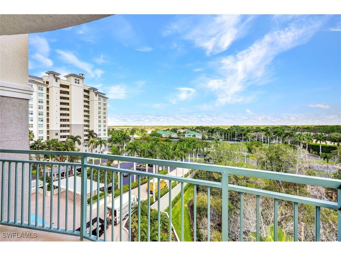 425 Cove Tower Drive #701 Naples FL 34110 225076176 image26