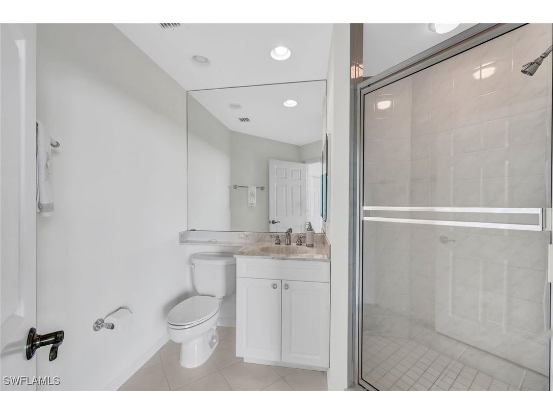 425 Cove Tower Drive #701 Naples FL 34110 225076176 image28