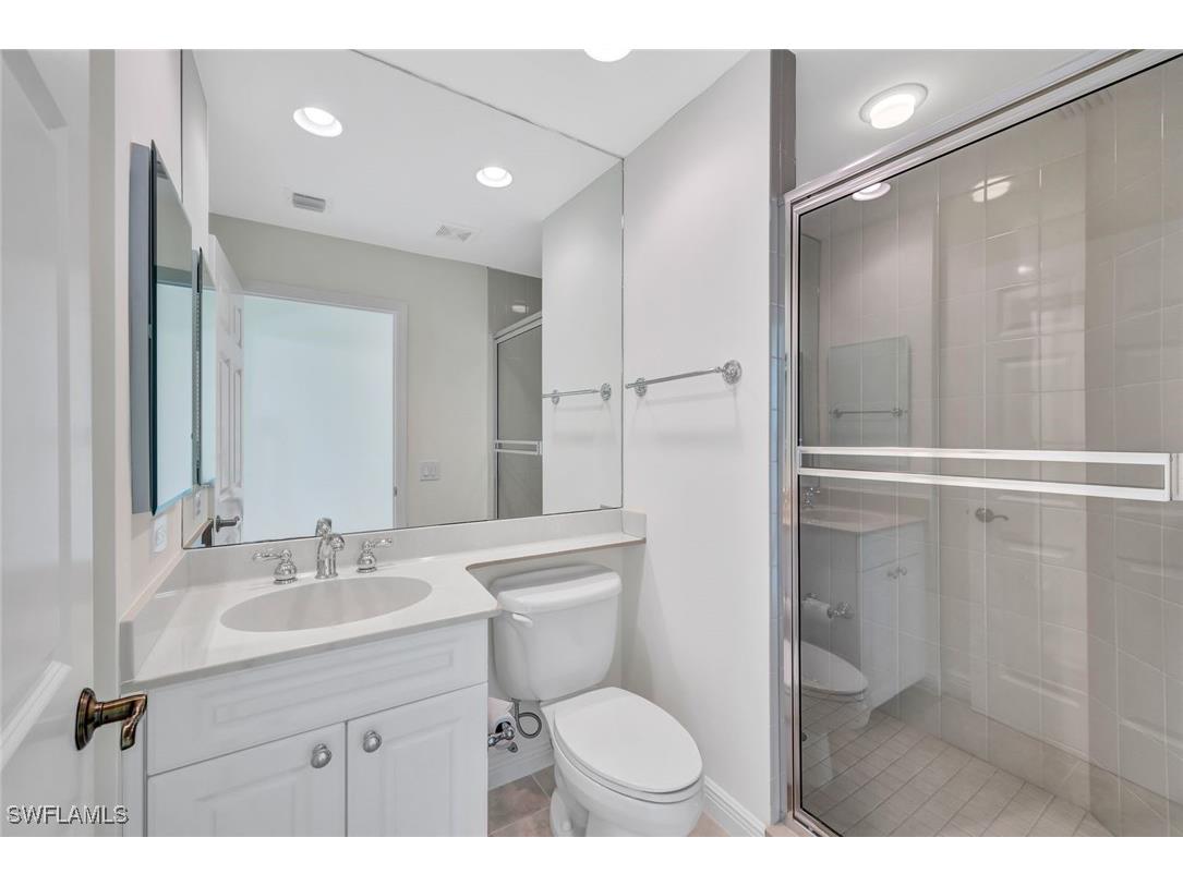 425 Cove Tower Drive #701 Naples FL 34110 225076176 image30
