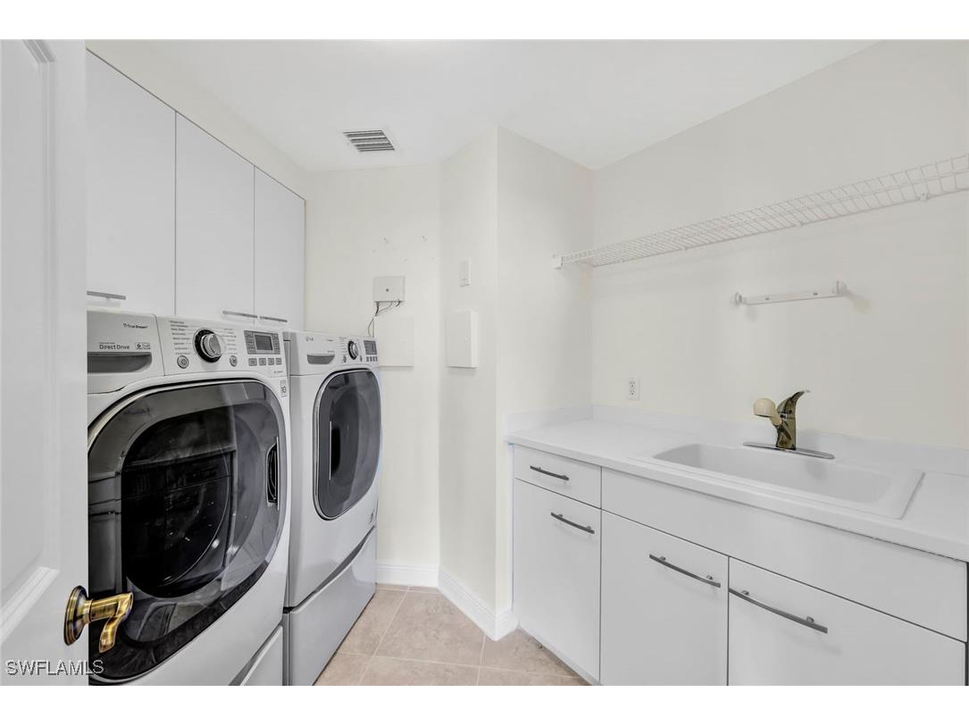 425 Cove Tower Drive #701 Naples FL 34110 225076176 image31