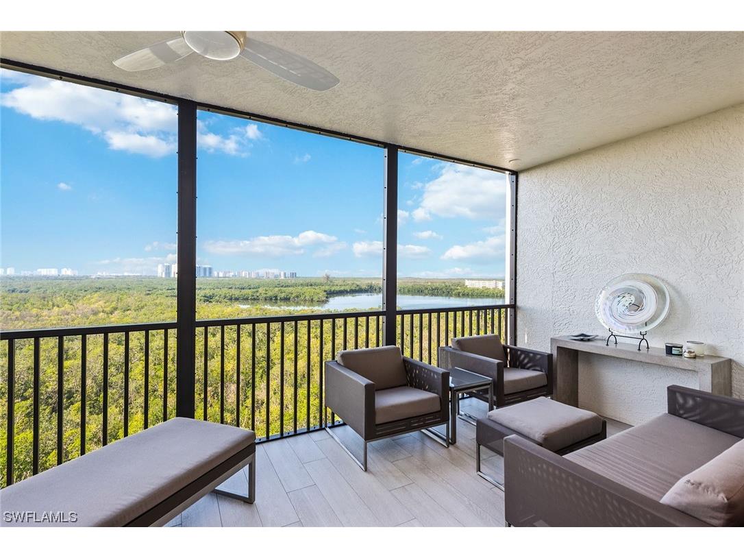 425 Cove Tower Drive #802 Naples FL 34110 224002912 image1