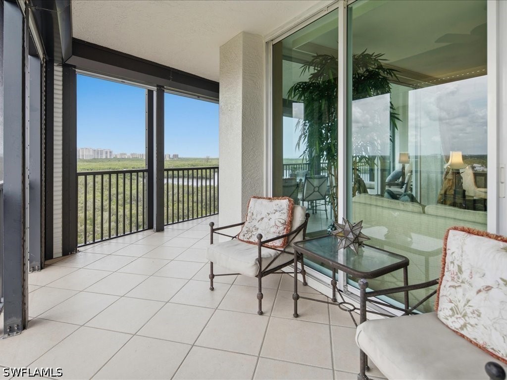 425 Cove Tower Drive #901 Naples FL 34110 226022278 image25