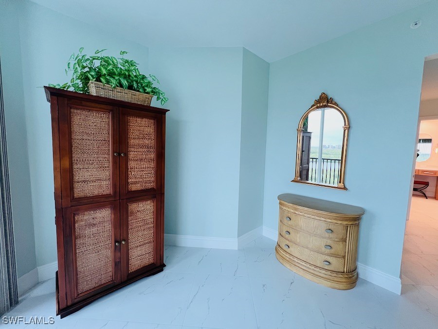 425 Cove Tower Drive #902 Naples FL 34110 225058438 image21