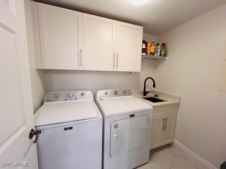 425 Cove Tower Drive #902 Naples FL 34110 225058438 image25