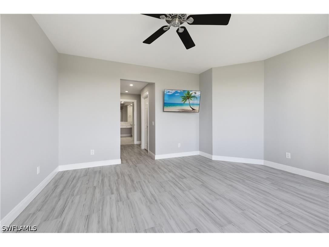 425 Cove Tower Dr #703 Naples FL 34110 226008522 image15